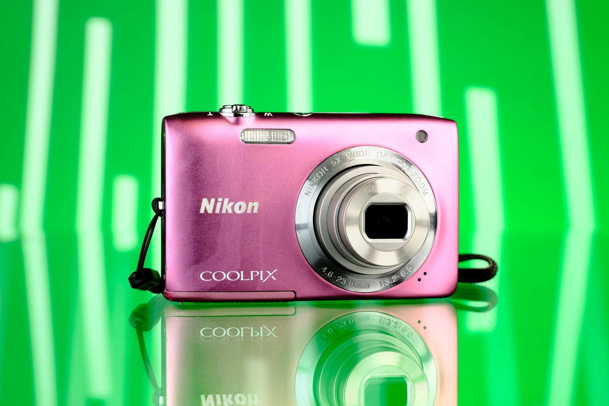 Nikon Coolpix s2800 20mp Digital Camera