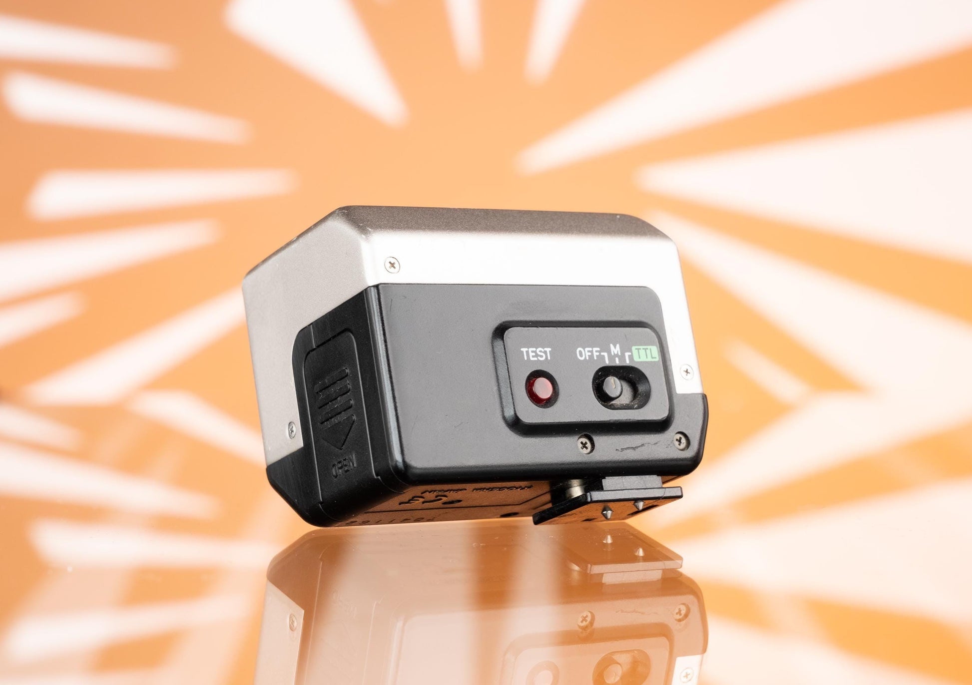 Contax TLA 200 Flash