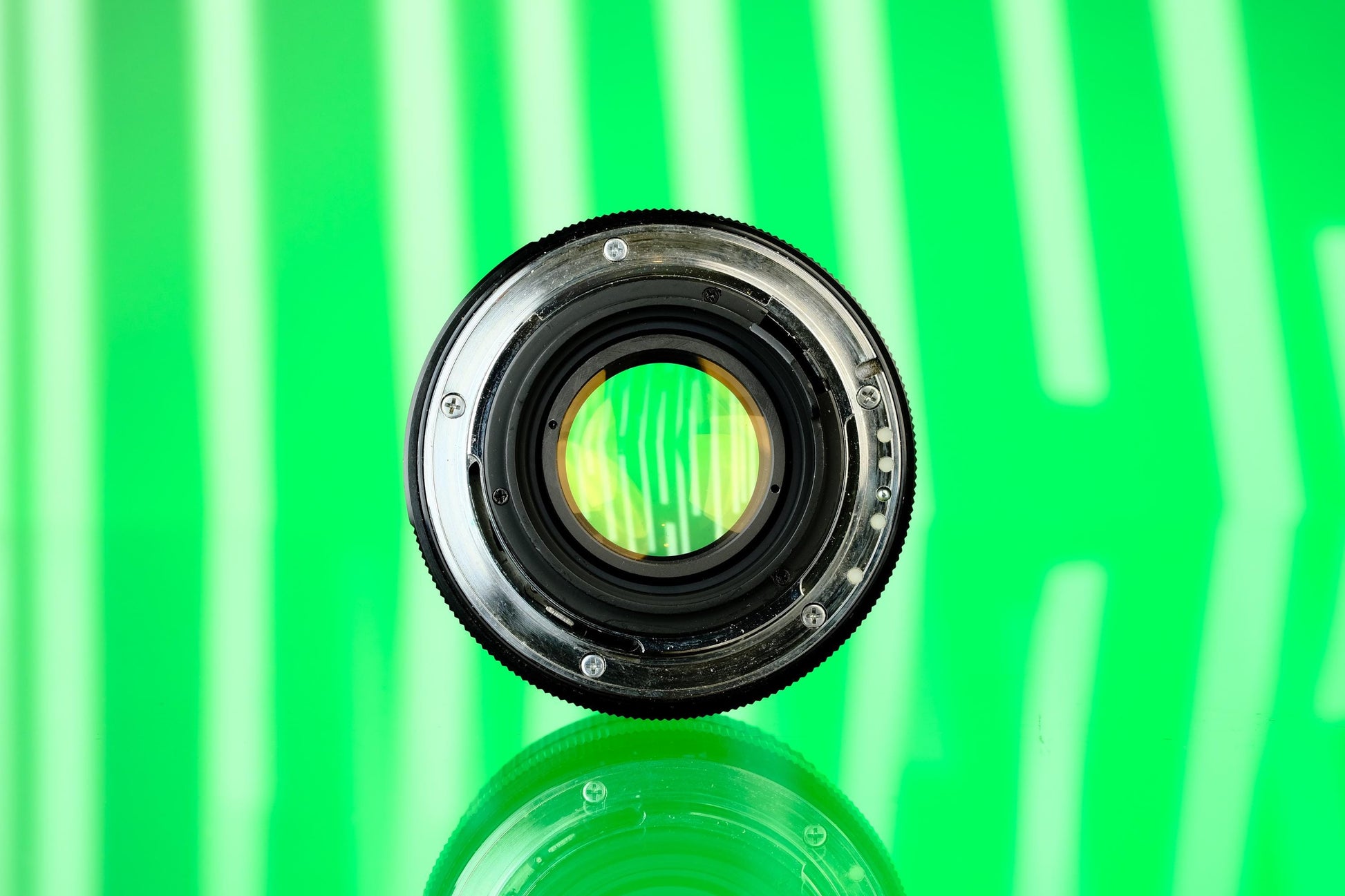 Vivitar 28mm f/2 MC Close Focus Wide Angle Lens - Pentax K Mount