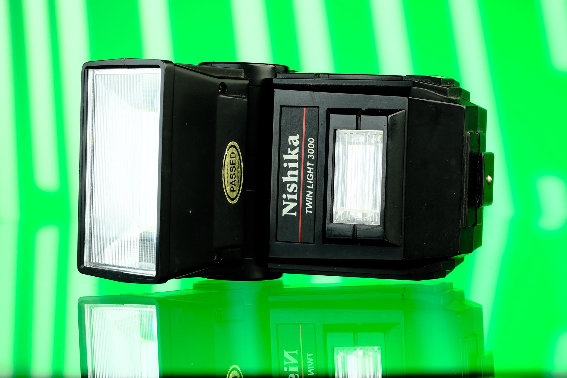Nishika Twin Light 3000 Flash for N8000 3D Camera