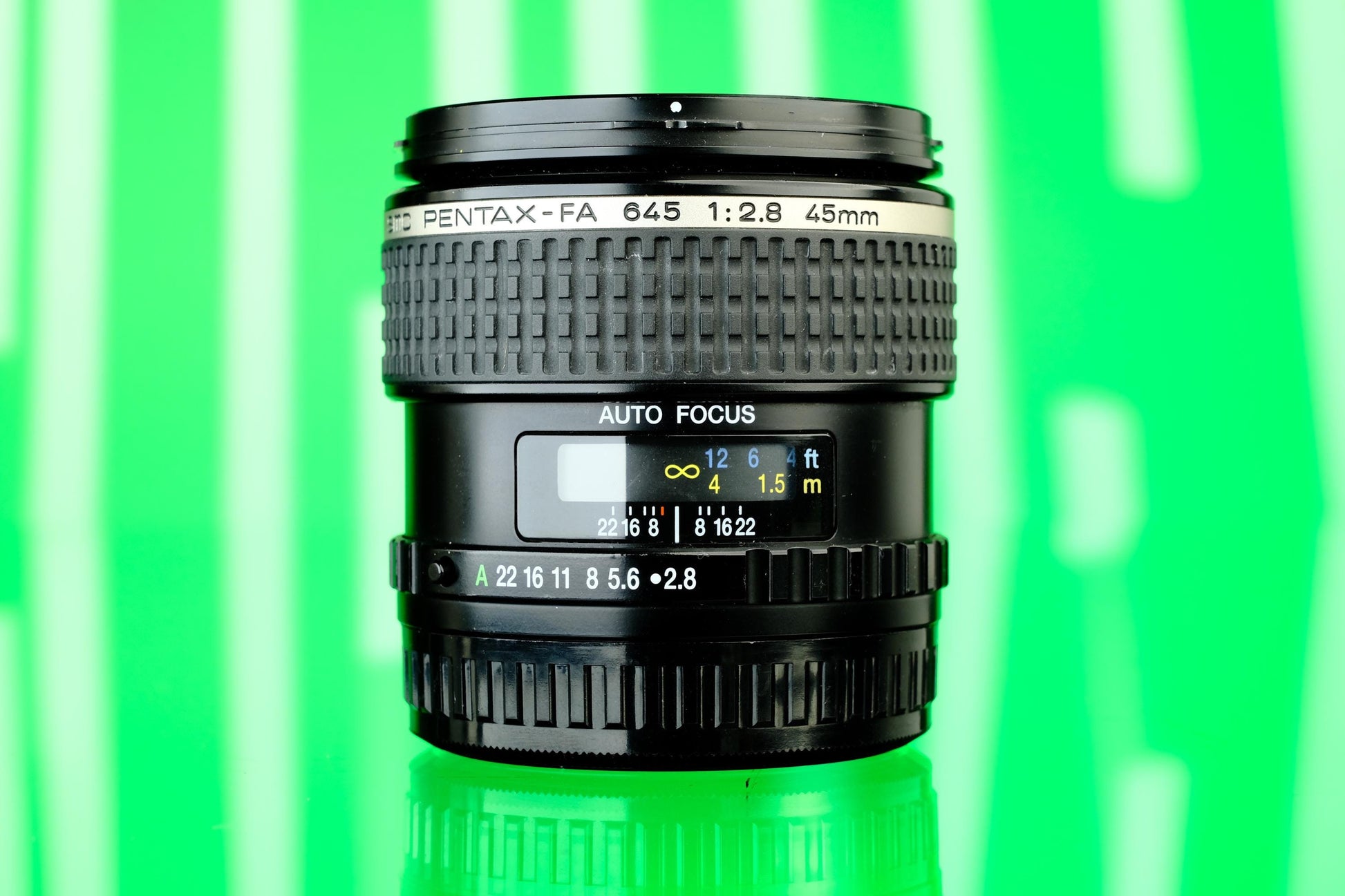 Pentax SMC-FA 645 45mm f/2.8 Wide Angle Autofocus Prime Lens
