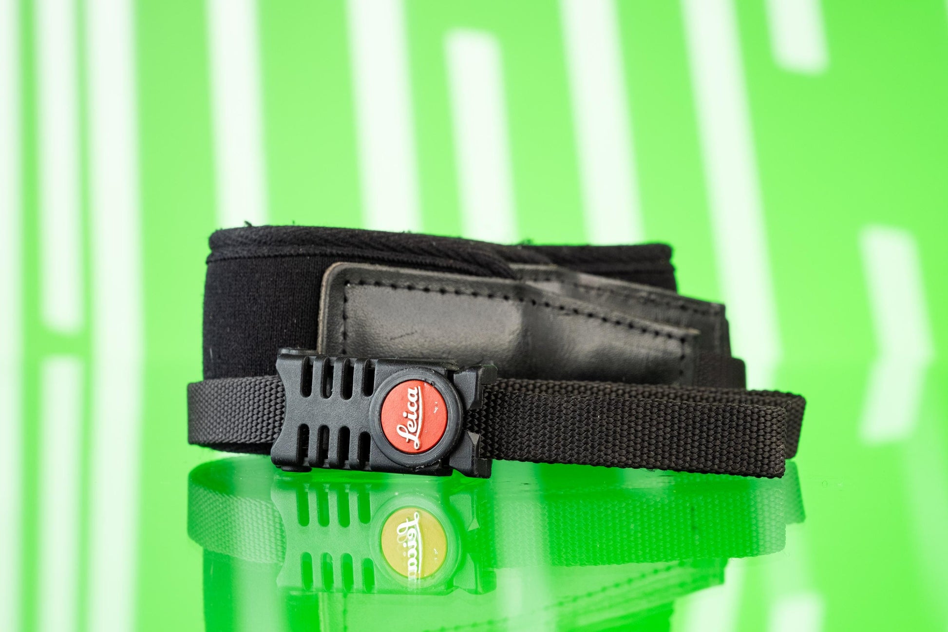 Leica Neoprene Carrying Strap. No. 42162