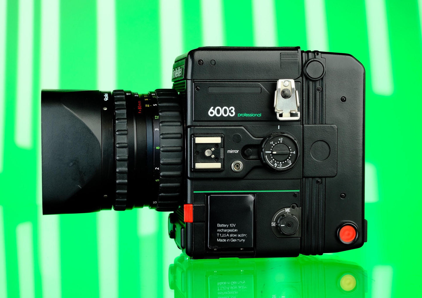 Rollei 6003 Professional 6x6 Medium Format SLR + 80mm f/2.8 Planar PQ Lens