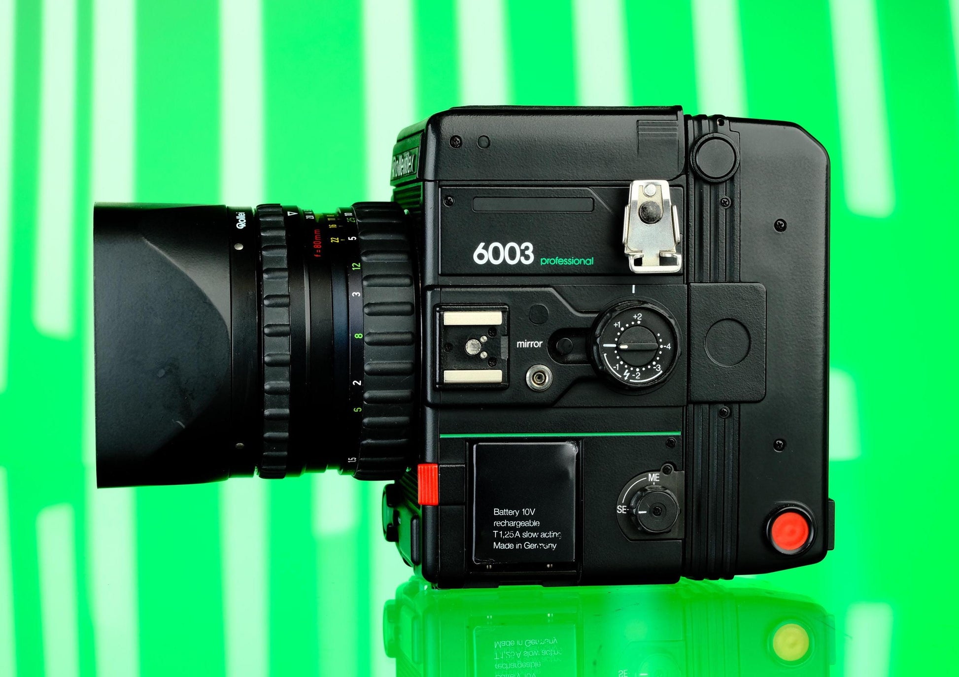 Rollei 6003 Professional 6x6 Medium Format SLR + 80mm f/2.8 Planar PQ Lens