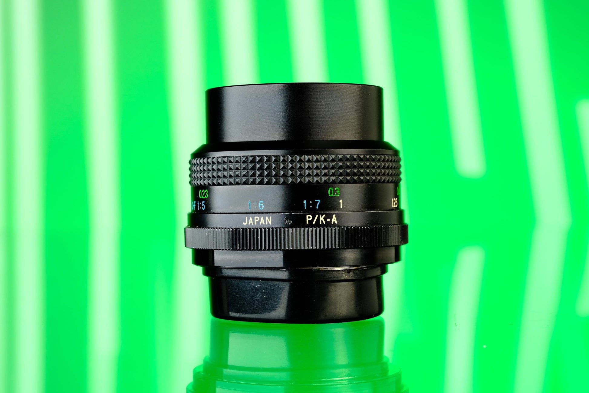 Vivitar 28mm f/2 MC Close Focus Wide Angle Lens - Pentax K Mount