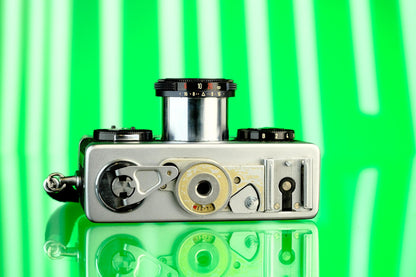 Rollei 35 35mm Viewfinder Camera 40mm Tessar f/3.5 - Singapore Model