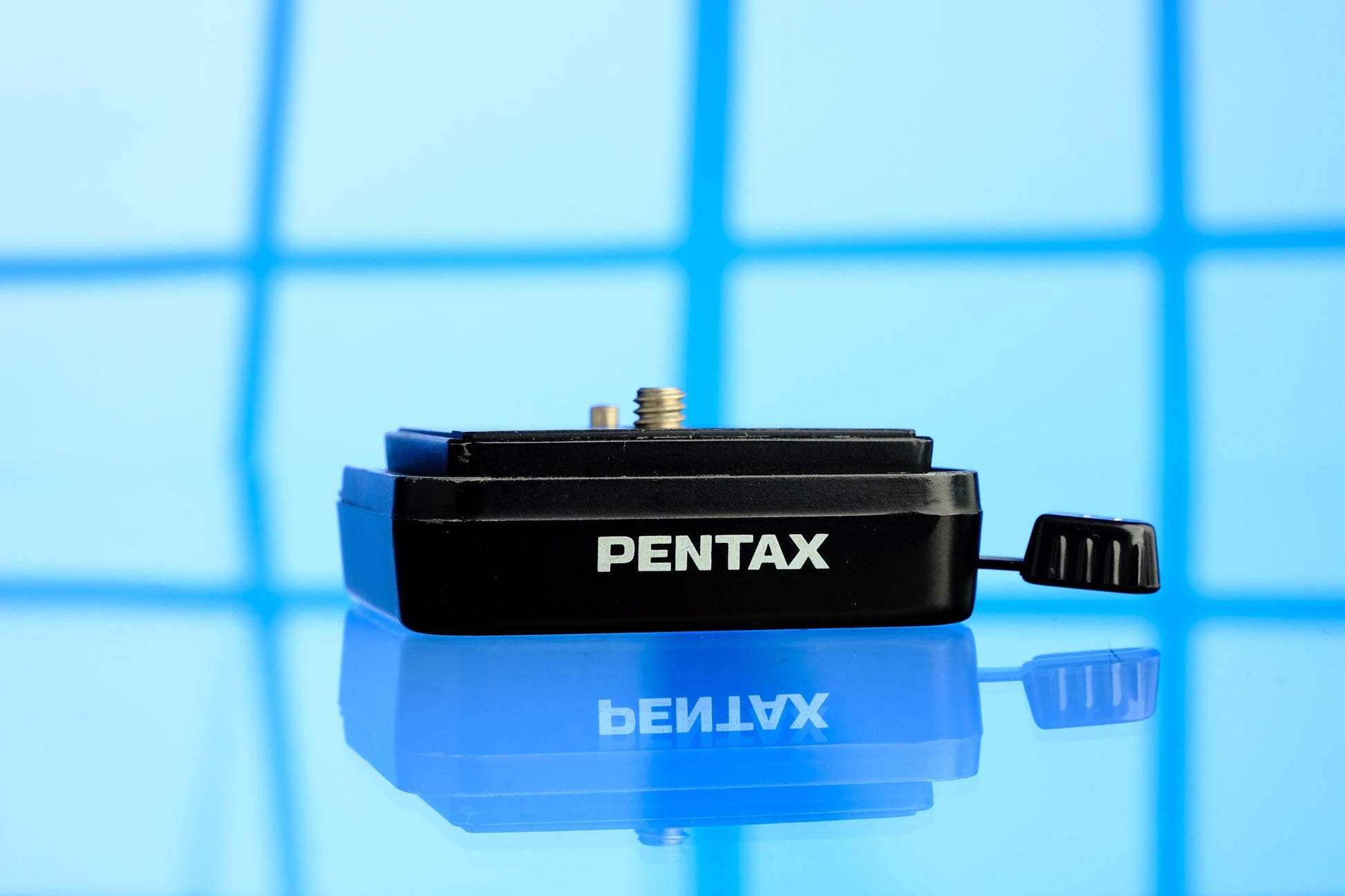 Pentax 645 67 Quick-Set Shoe Adapter Plate 33530