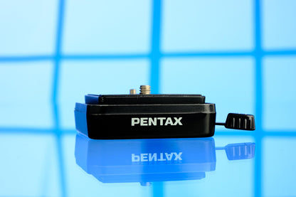 Pentax 645 67 Quick-Set Shoe Adapter Plate 33530