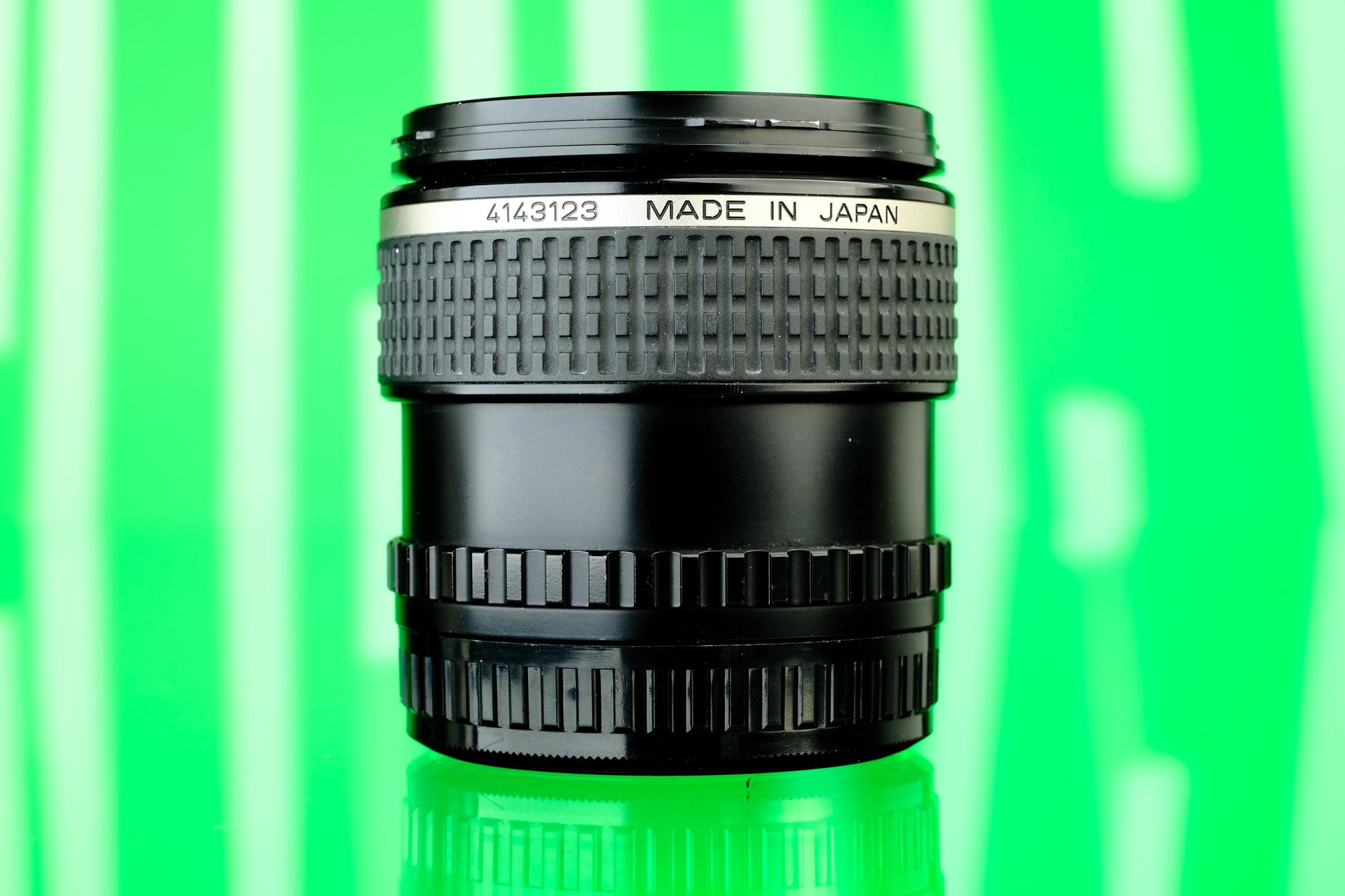 Pentax SMC-FA 645 45mm f/2.8 Wide Angle Autofocus Prime Lens