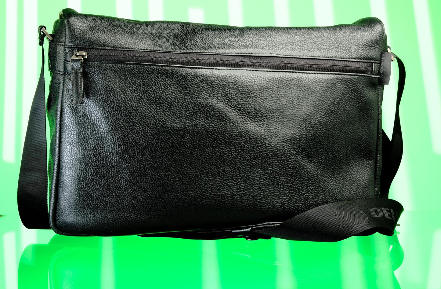 Delsey Corium 7 DSLR Camera Black Leather Shoulder Bag