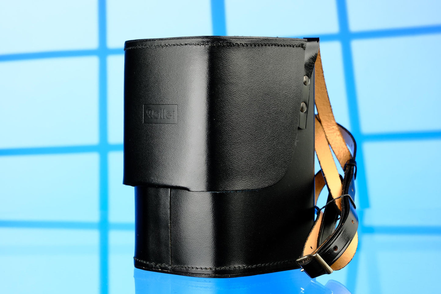 Rollei Lederköcher Leather Case for Zeiss Distagon 40mm f/4.0 972 230