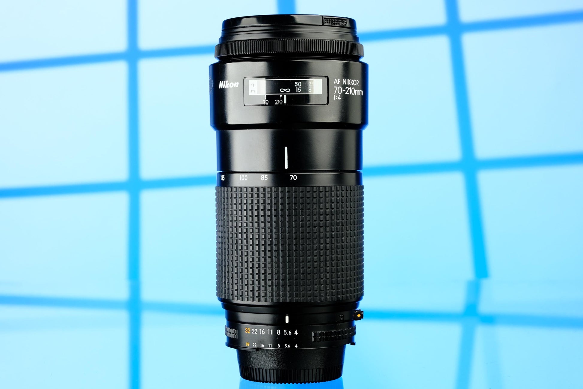 Nikon AF Nikkor 70-210mm F/4 Lens