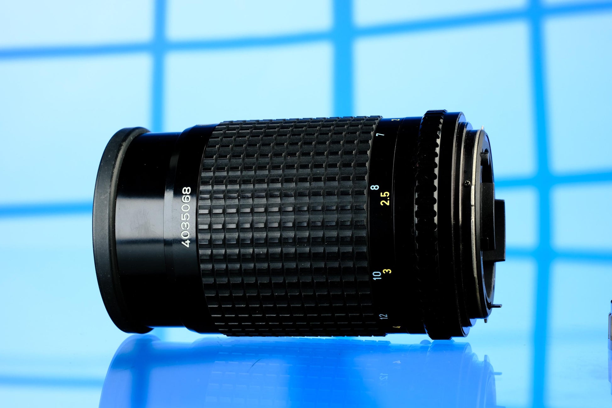 Pentax SMC-A 645 200mm f/4.0 Telephoto Prime Lens