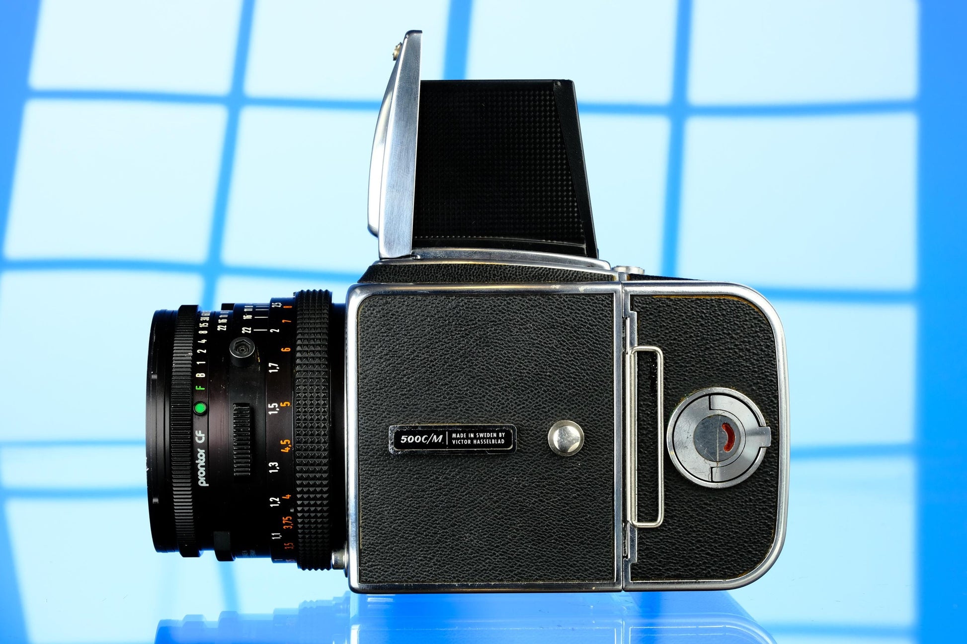 Hasselblad 500cm 6x6 SLR + 80mm f/2.8 CF Lens, A12 Back, Waist level Viewfinder