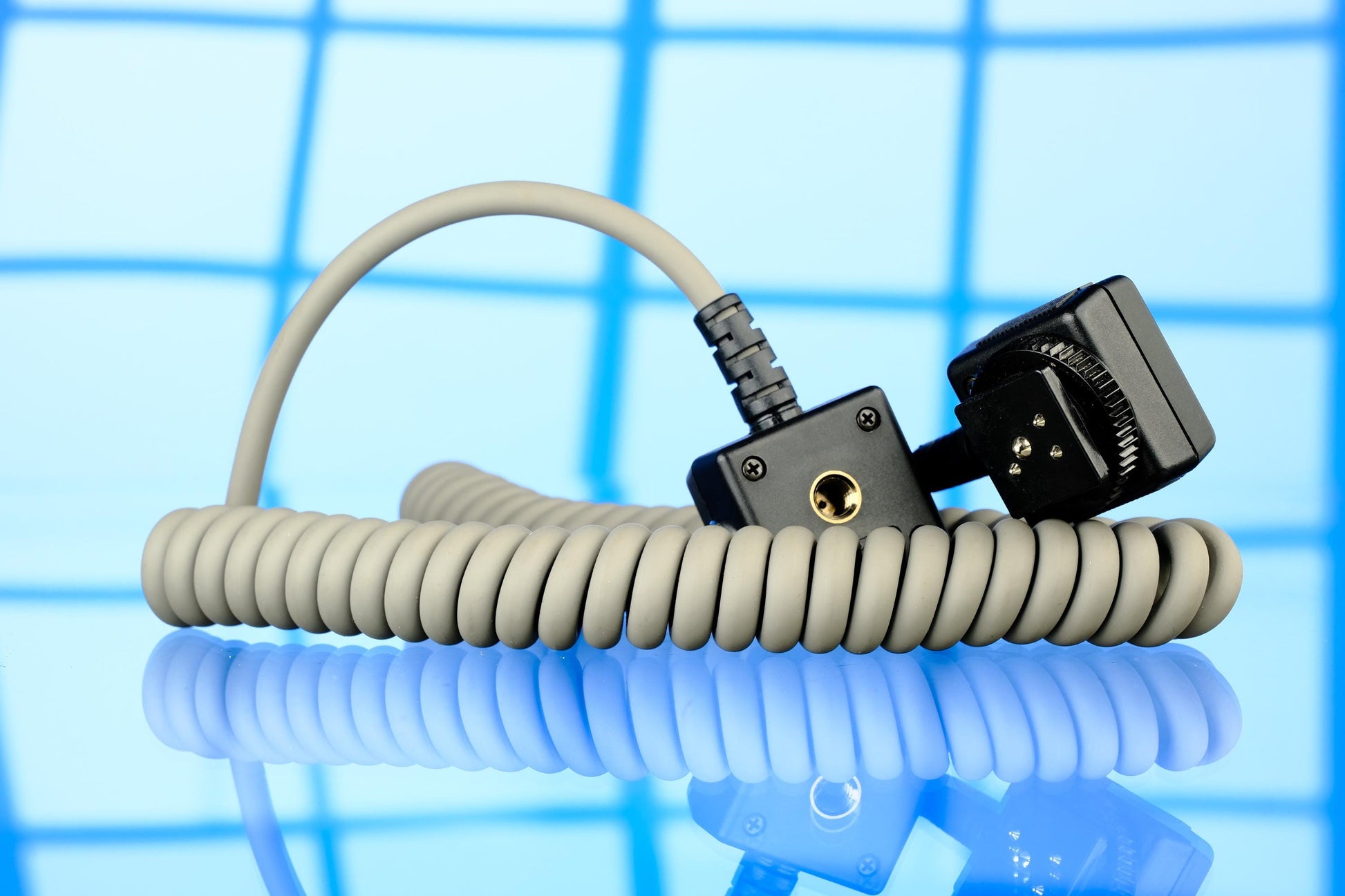 Nikon SC-17 TTL Off Camera Coiled Remote Flash Cable