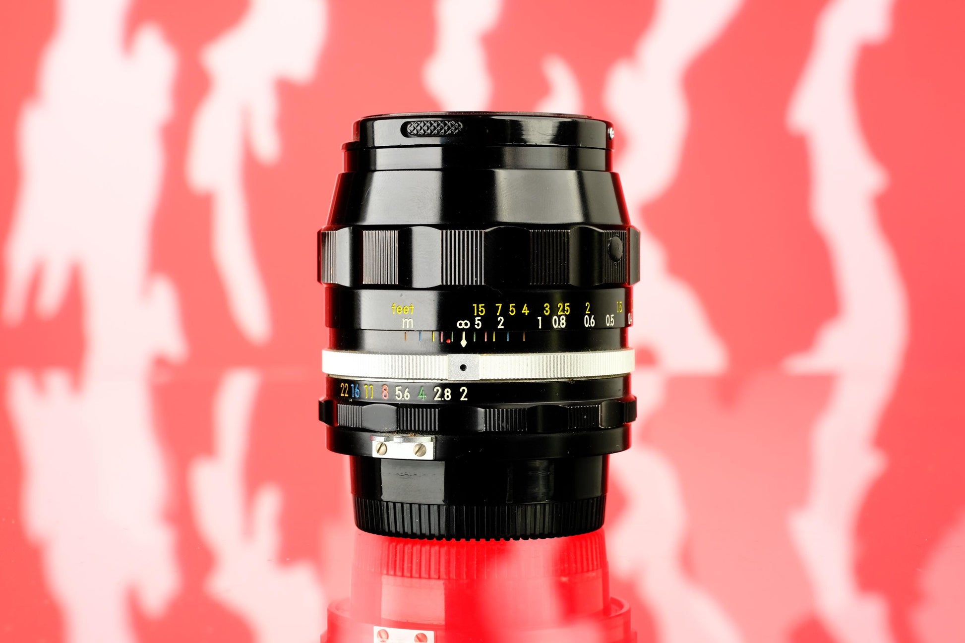 Nikon Nikkor-N Auto 28mm f/2.0 Pre-Ai Wide Angle lens F Mount