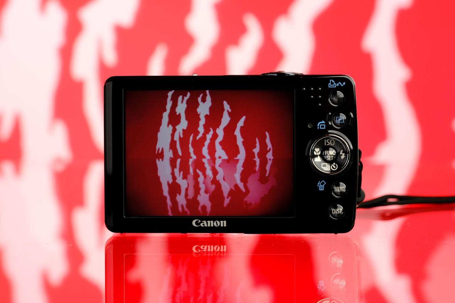Canon Powershot SD750 Digital Digicam Point and Shoot