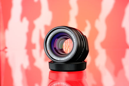 Contax ZEISS Planar T* 45mm f/2.0 AF Black Lens G Mount