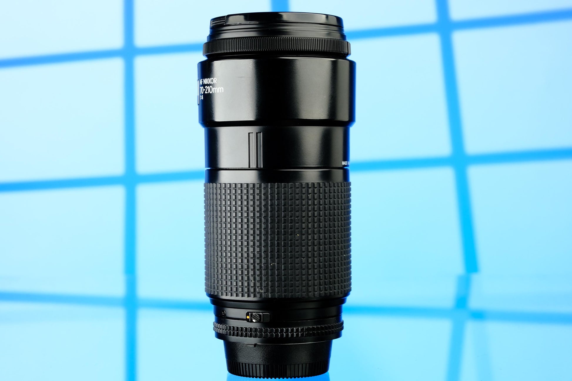 Nikon AF Nikkor 70-210mm F/4 Lens