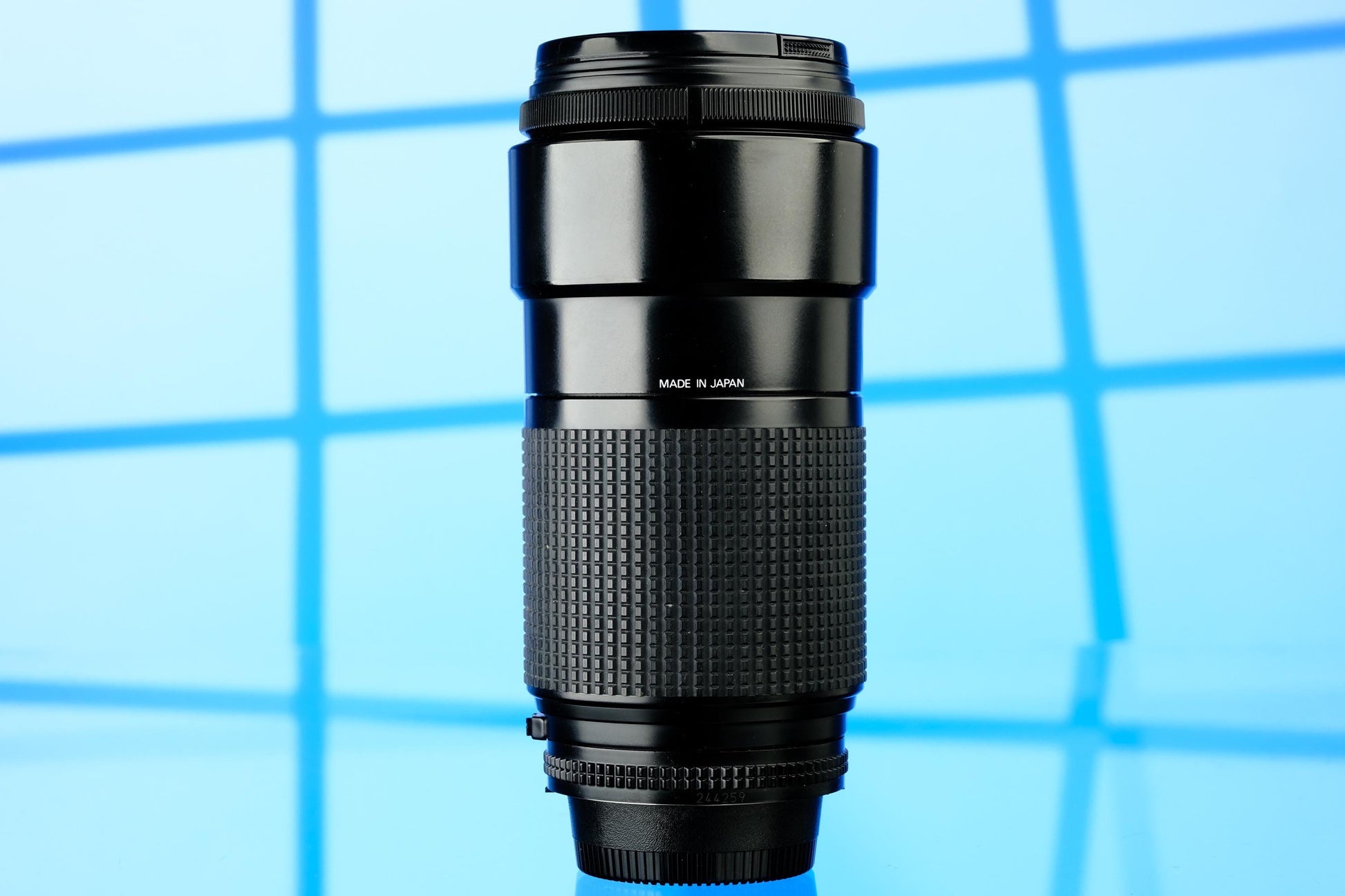 Nikon AF Nikkor 70-210mm F/4 Lens