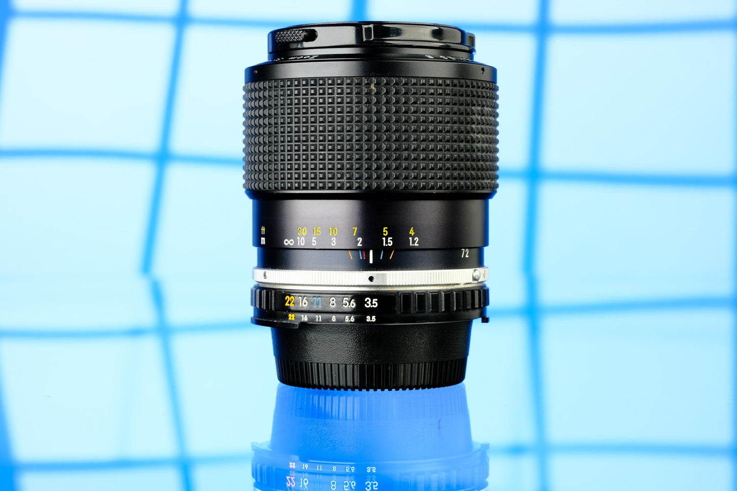 Nikon Nikkor Series E Ai-S 36mm-72mm f/3.5 Zoom Lens F Mount