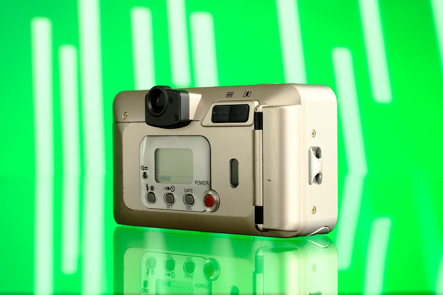 Fujifilm Zoom Date 125SR 35mm Point and Shoot Camera