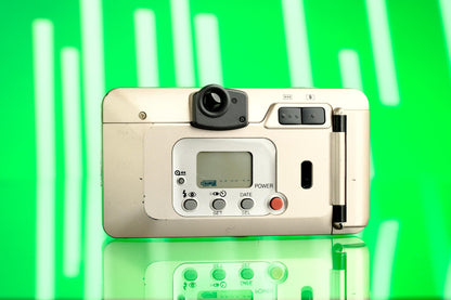 Fujifilm Zoom Date 125SR 35mm Point and Shoot Camera