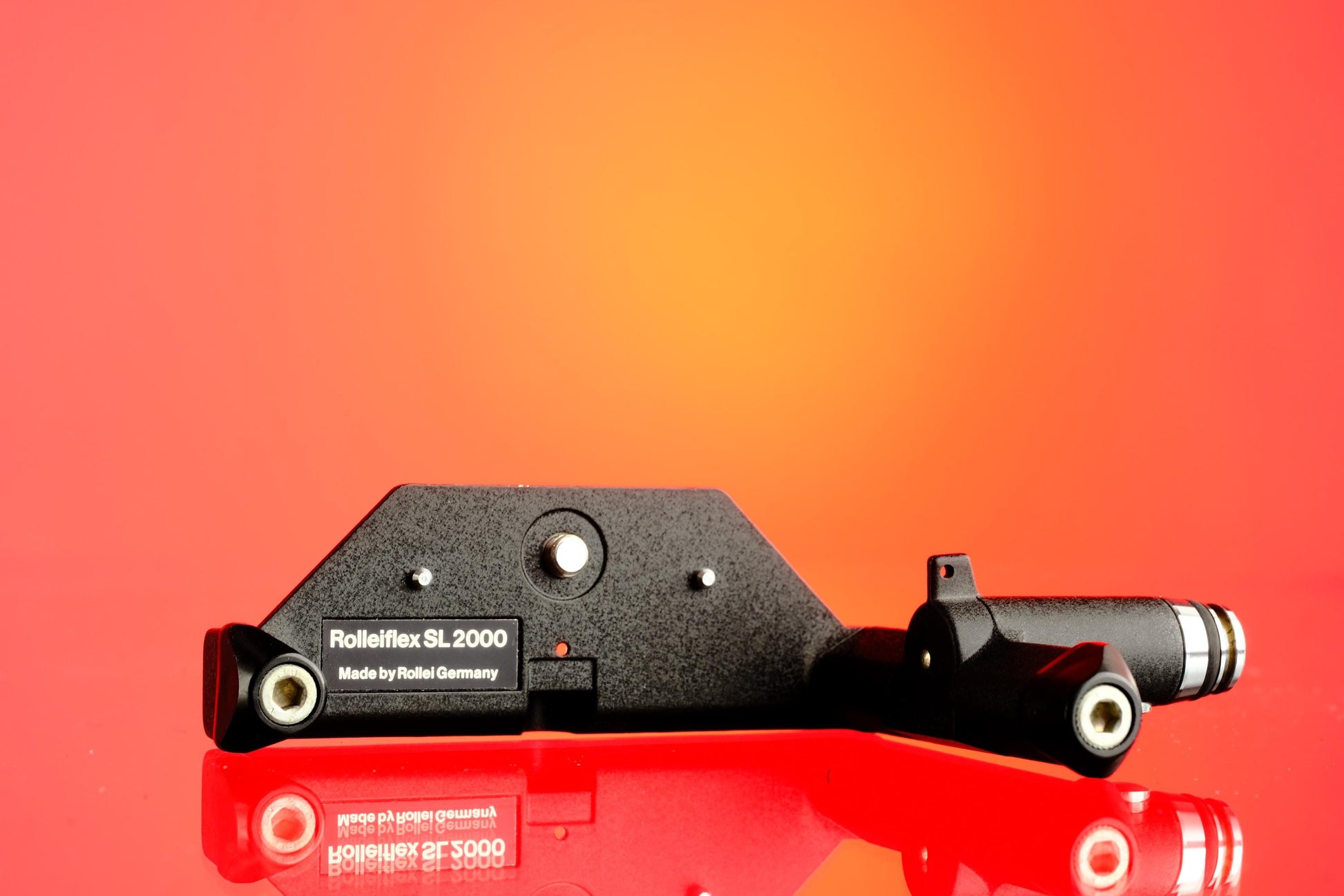 Rolleiflex SL2000 F Grip Bracket