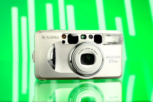 Fujifilm Zoom Date 125SR 35mm Point and Shoot Camera