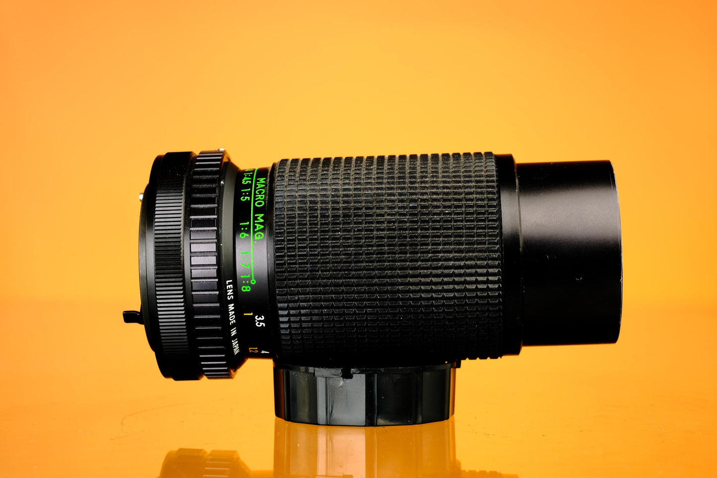 Super Alibinar Zoom 80-200mm f/5.5 Telephoto Zoom Lens for Canon Ae-1 FD Mount