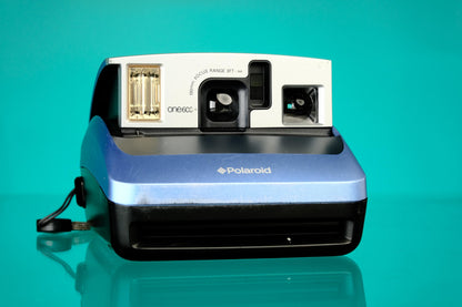 Polaroid One 600 Instant Camera