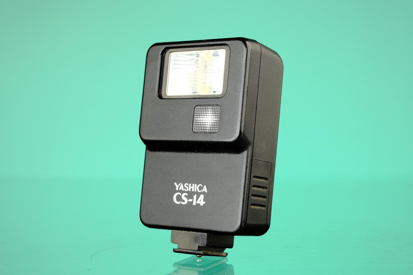 Yashica CS-14 Hotshoe Flash