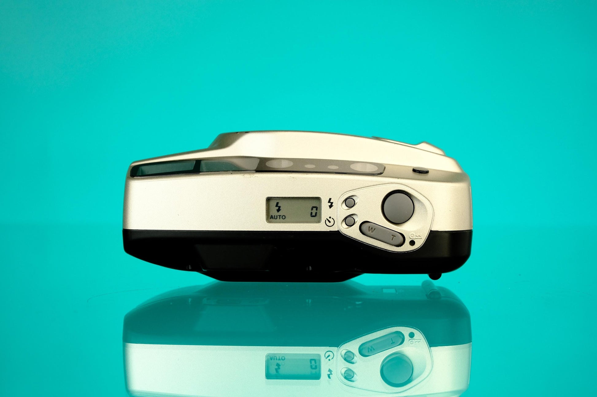 Minolta RIVA Freedom Zoom Sightseer 35mm Point & Shoot Film Camera