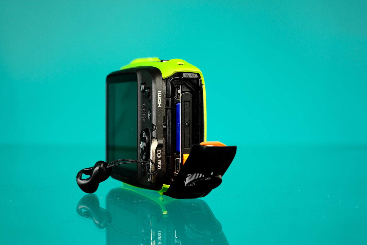 Fujifilm Finepix XP90 Waterproof Digicam w/ Charger, Case