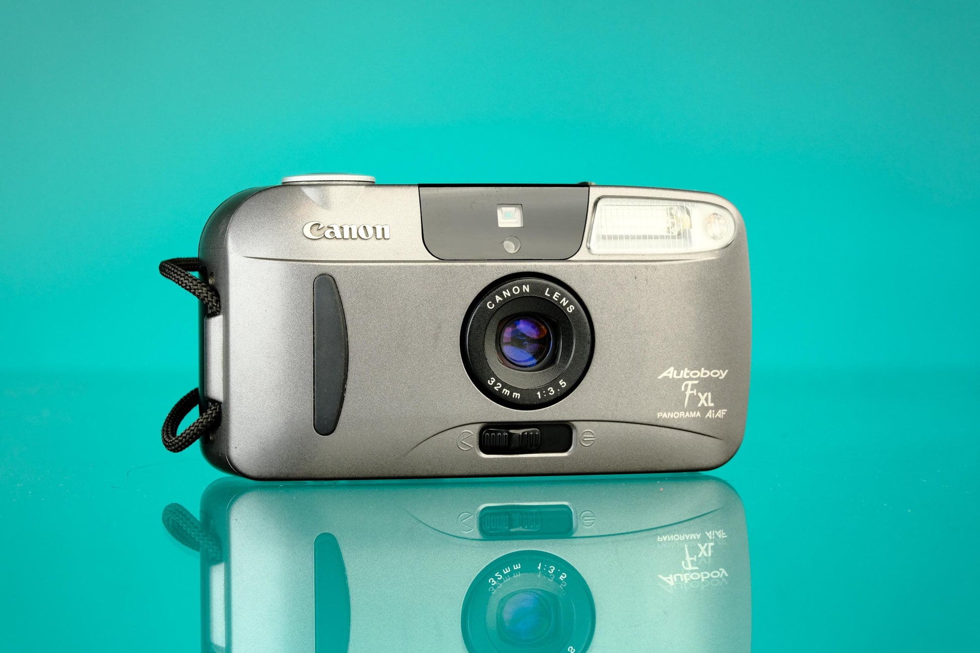 Canon Autoboy F XL Sure Shot Sleek 35mm Point & Shoot Film Camera