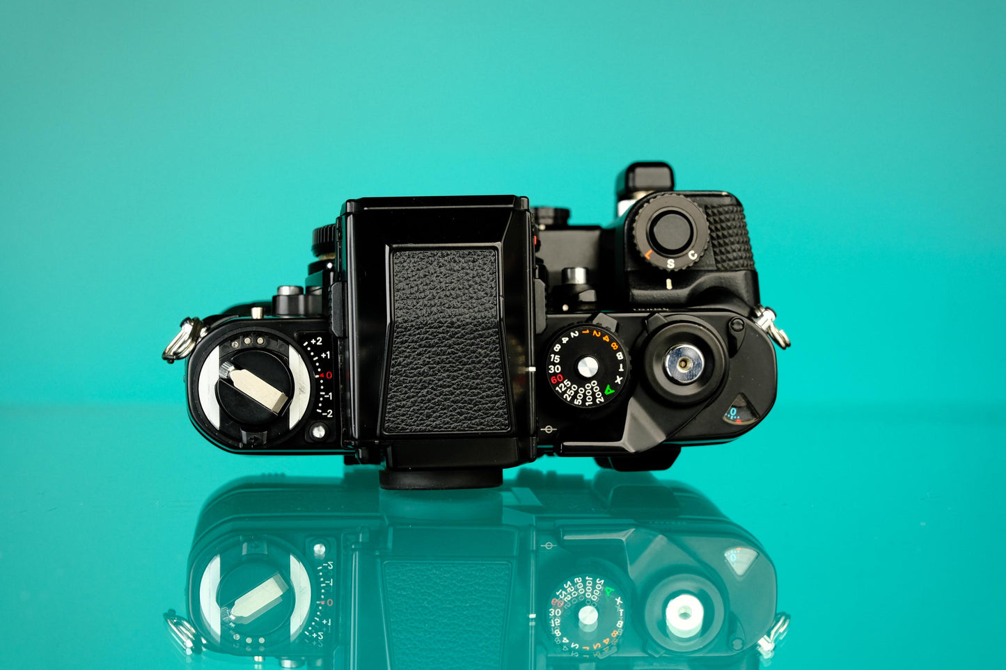 Nikon F3 HP 35mm SLR Film Camera + MD-4 Motor Drive Grip