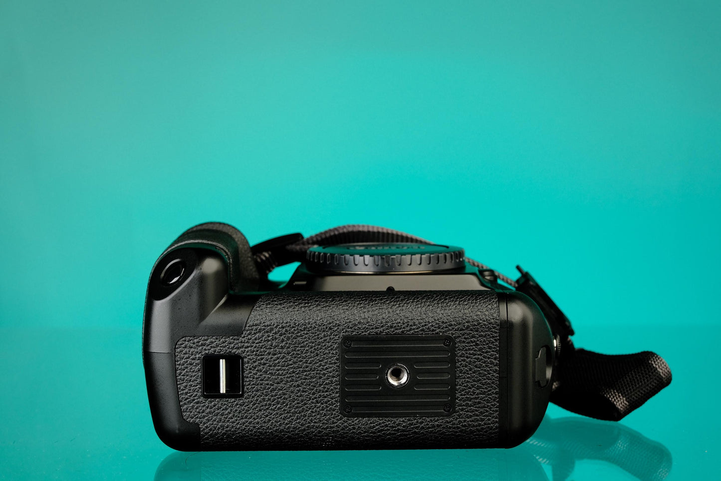 Canon EOS-1 35mm SLR Body + Battery Grip