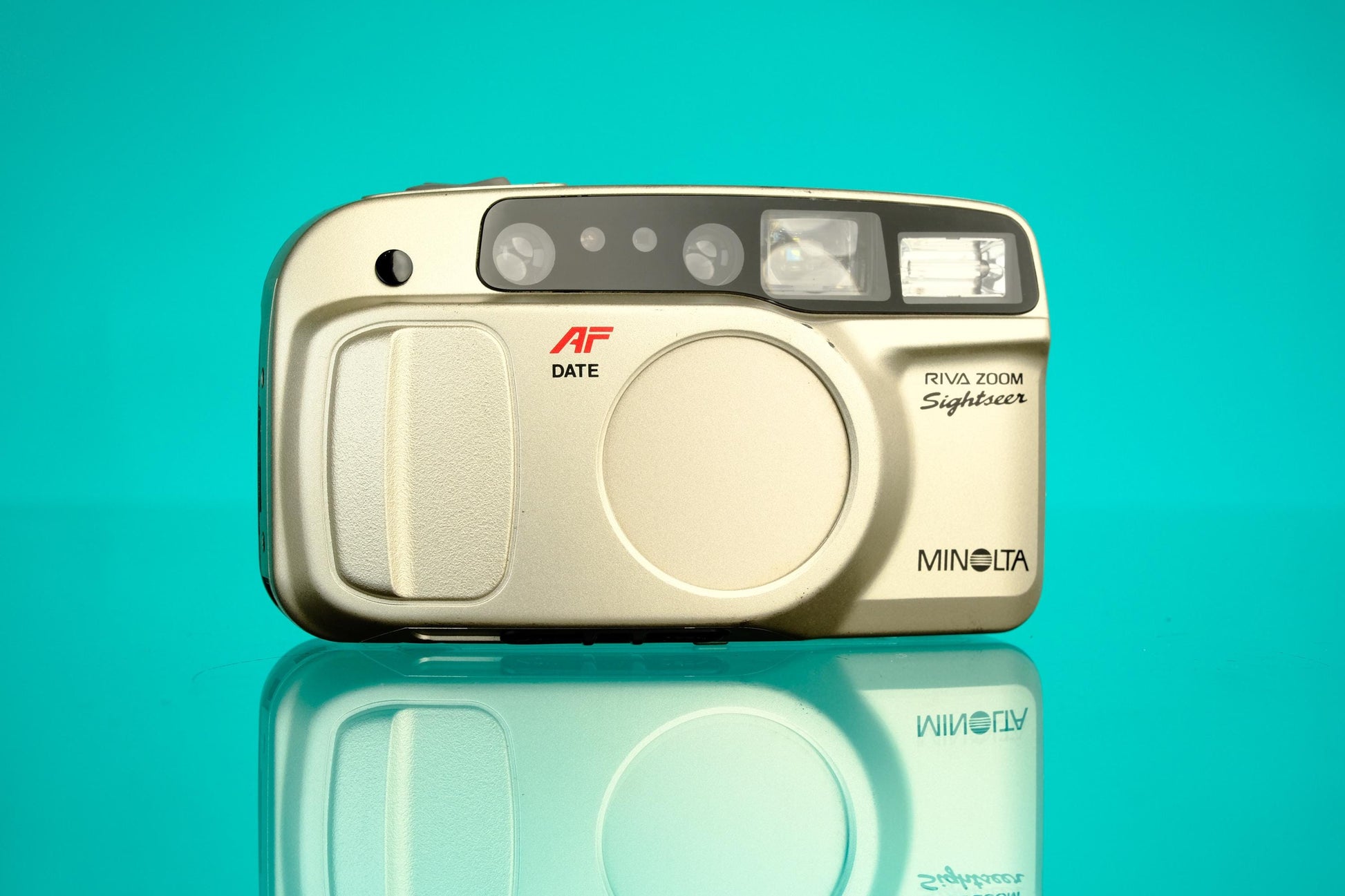 Minolta RIVA Freedom Zoom Sightseer 35mm Point & Shoot Film Camera