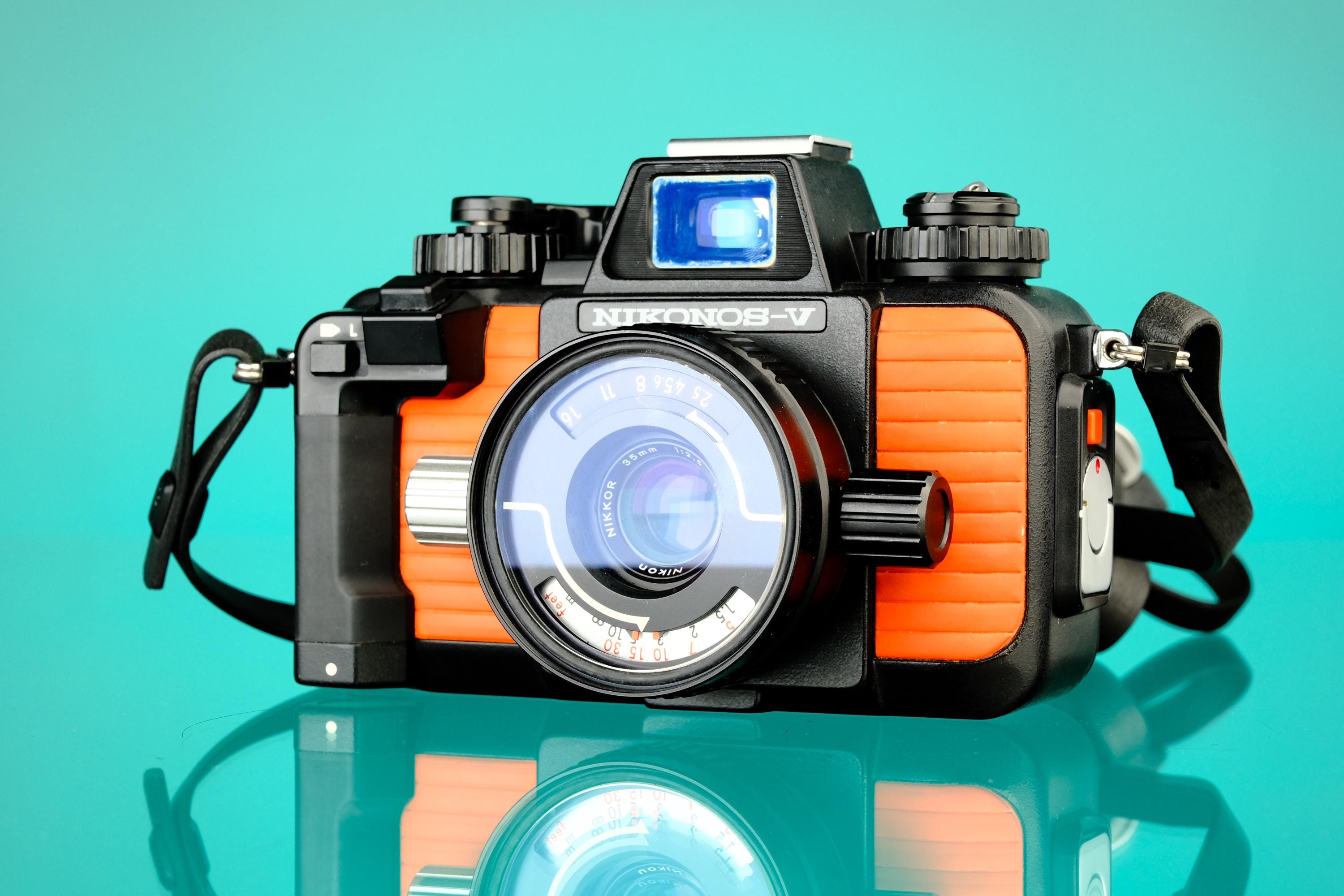 Nikon Nikonos V Orange 35mm Underwater Film Camera + 35mm f/2.5