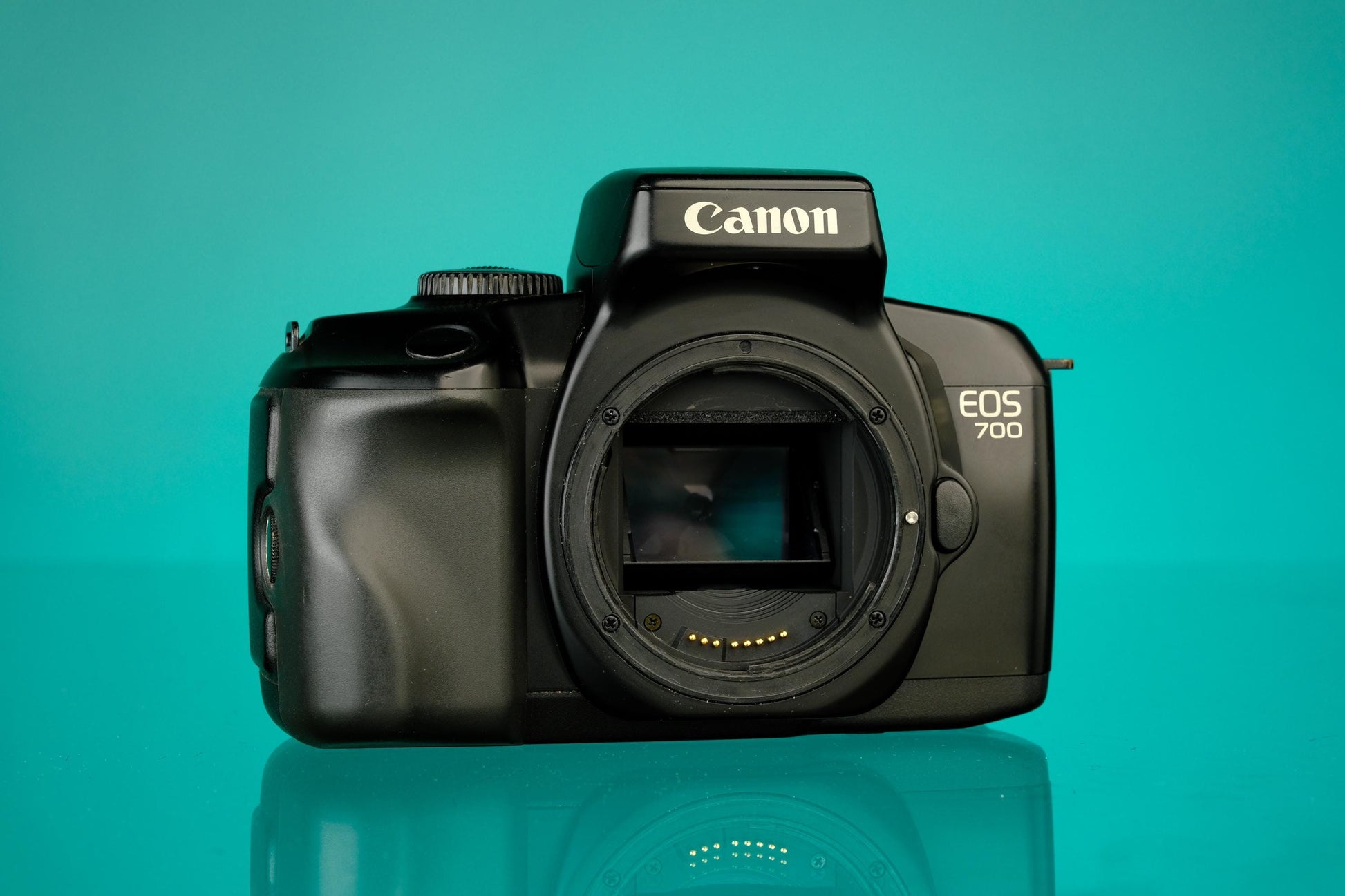 Canon EOS 700 35mm SLR Camera Body