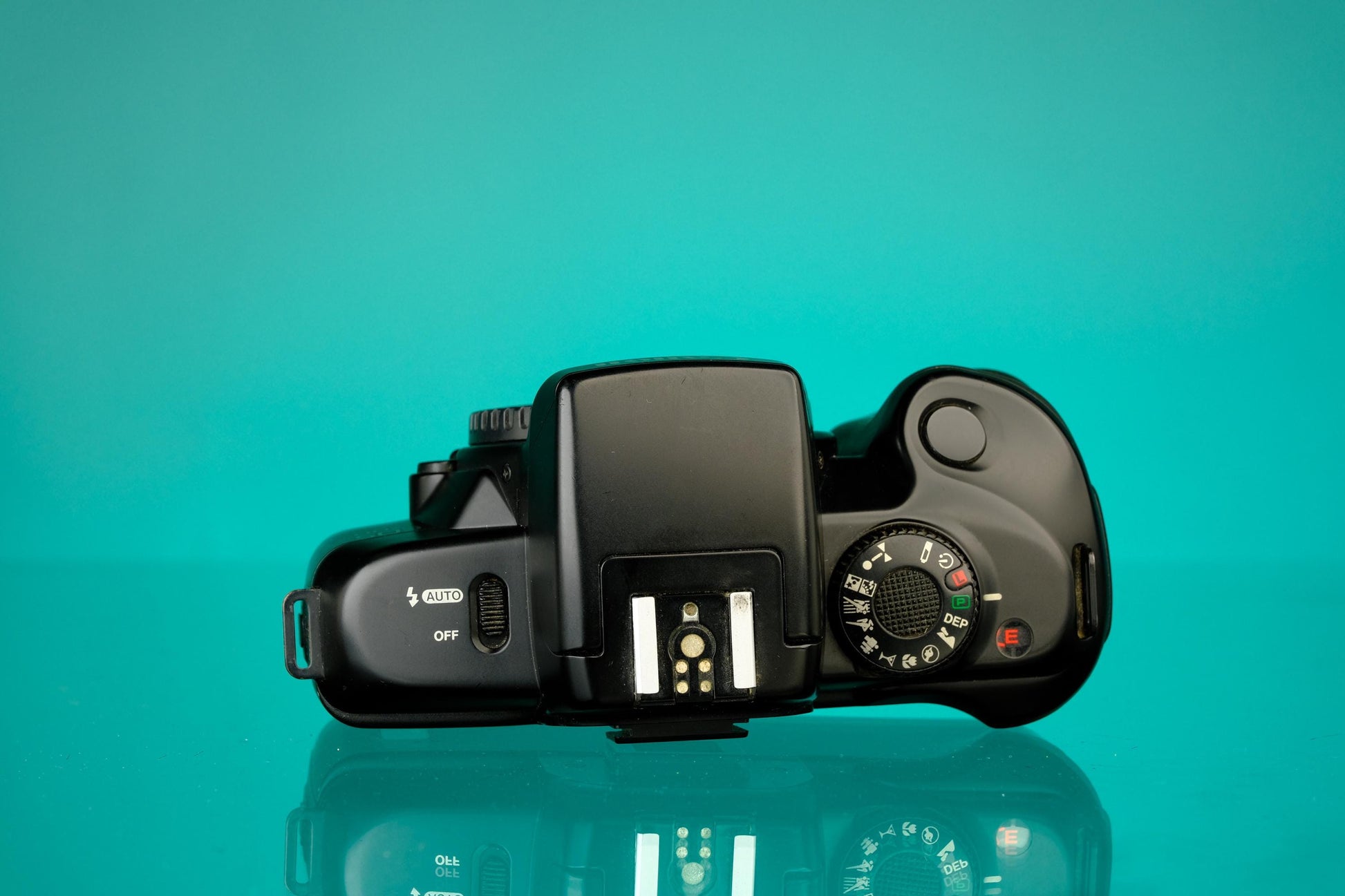 Canon EOS 700 35mm SLR Camera Body