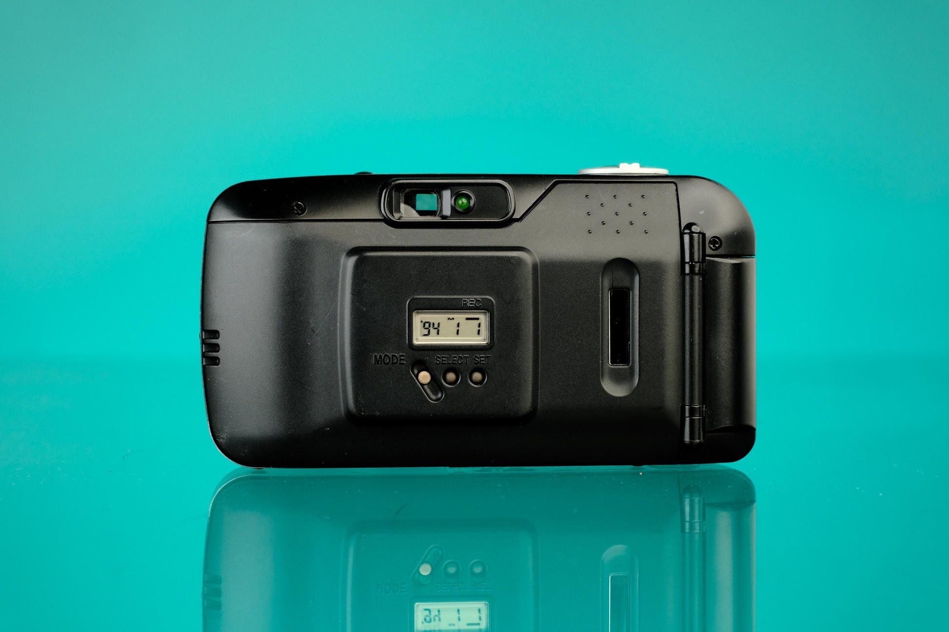 Canon Autoboy F XL Sure Shot Sleek 35mm Point & Shoot Film Camera