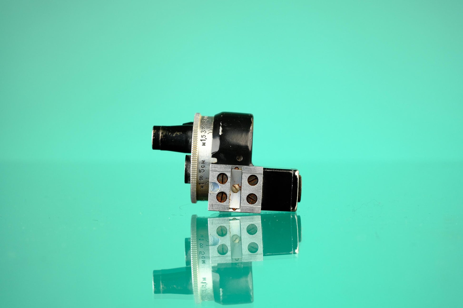 Zenit KMZ Universal Turret Viewfinder Hot Shoe Mount - 28mm to 135mm