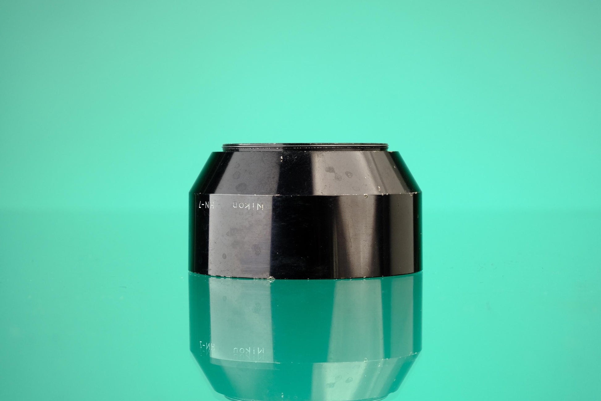 Nikon HN-7 Lens Hood