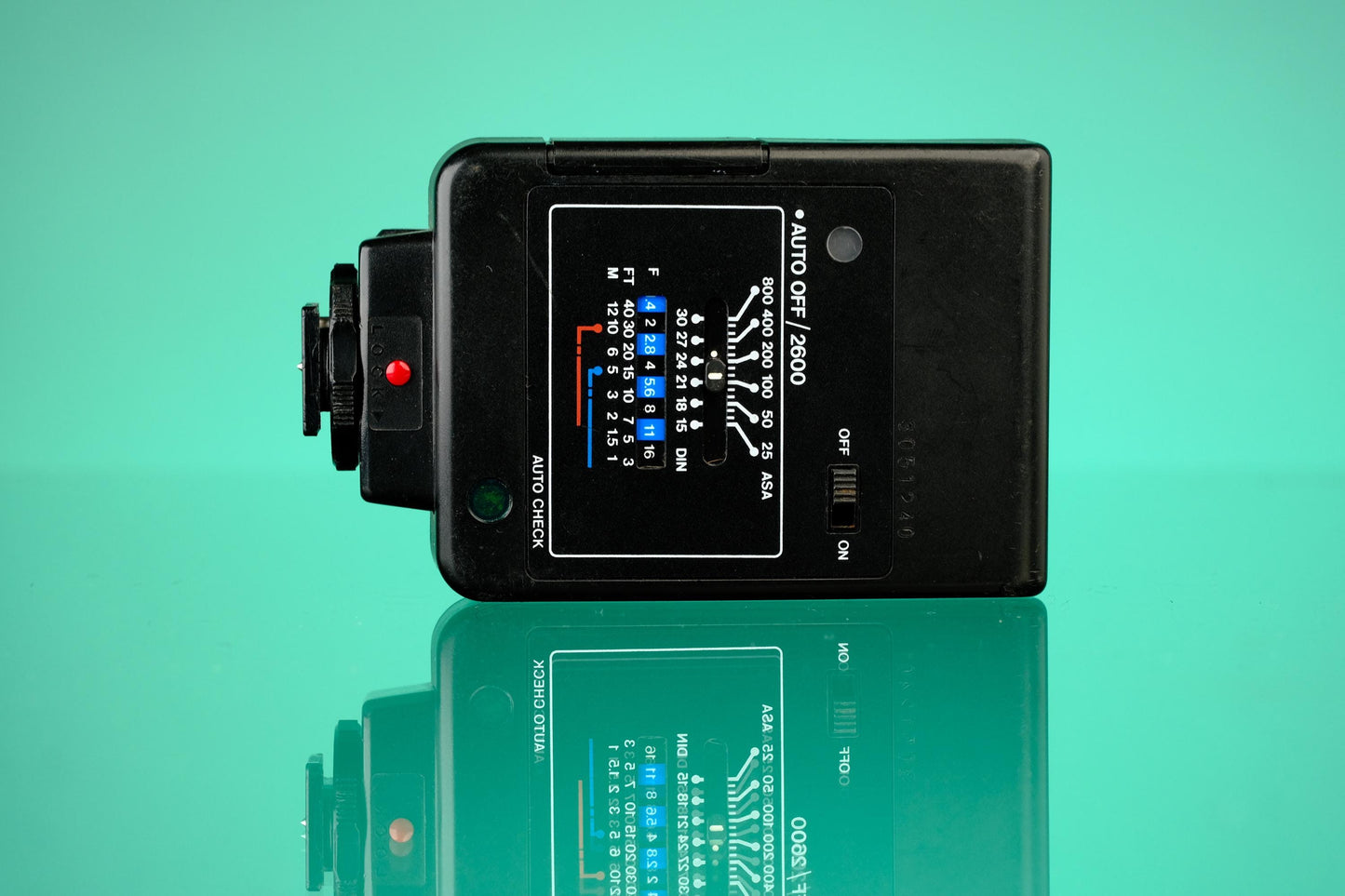 Vivitar 2600 Hot-Shoe On Camera Auto Thyristor Flash