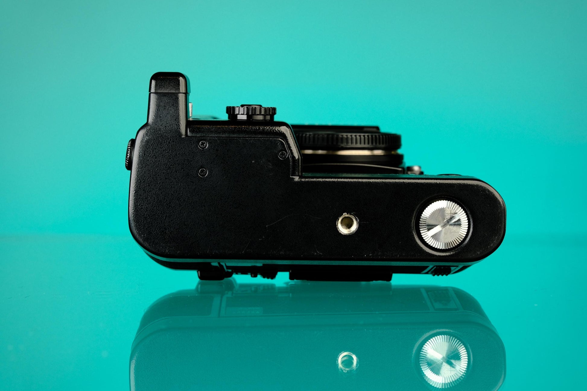 Nikon F3 HP 35mm SLR Film Camera + MD-4 Motor Drive Grip