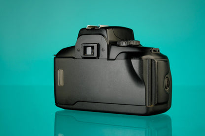 Canon EOS 700 35mm SLR Camera Body