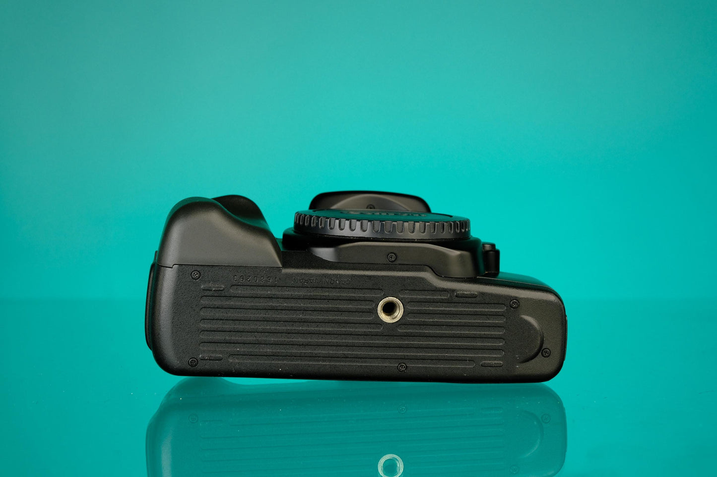 Canon EOS 700 35mm SLR Camera Body