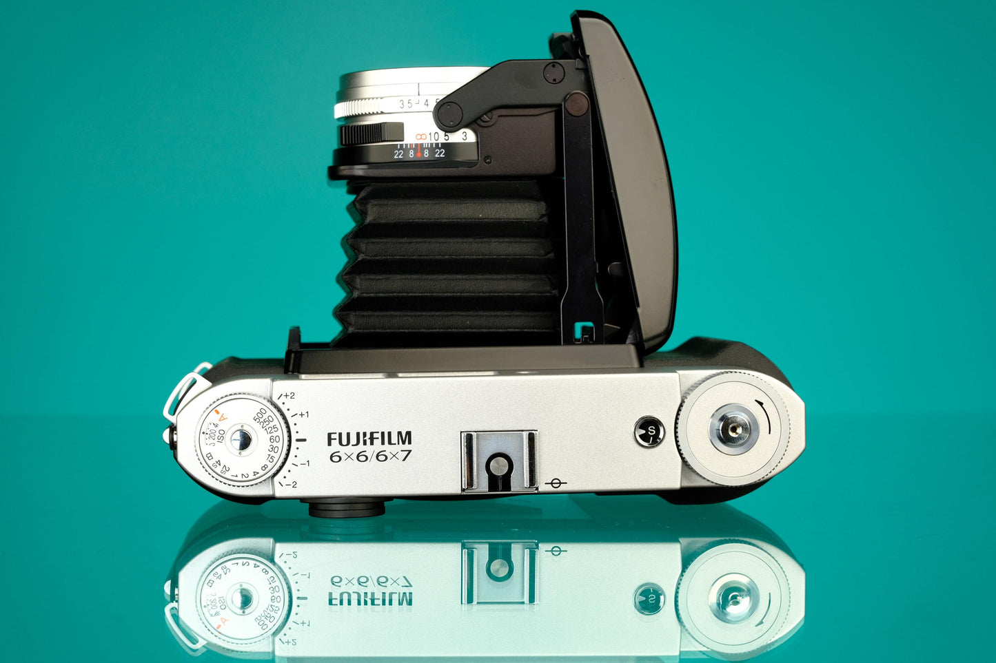 Fujifilm GF670 6x6 6x7 Medium Format Rangefinder Film Camera