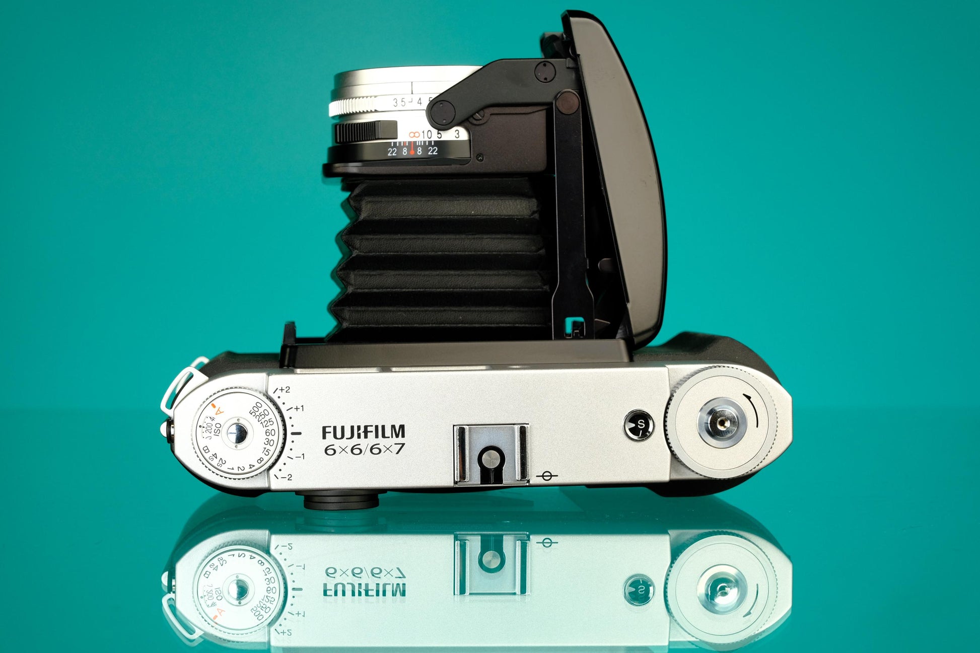 Fujifilm GF670 6x6 6x7 Medium Format Rangefinder Film Camera